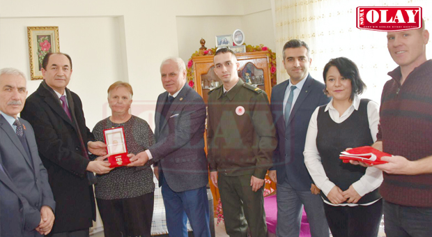 Gazi Ailesini Ziyaret Ettiler