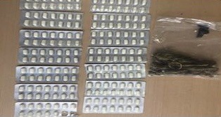 209 HAP 50 GRAM ESRAR ELE GEÇİRİLDİ