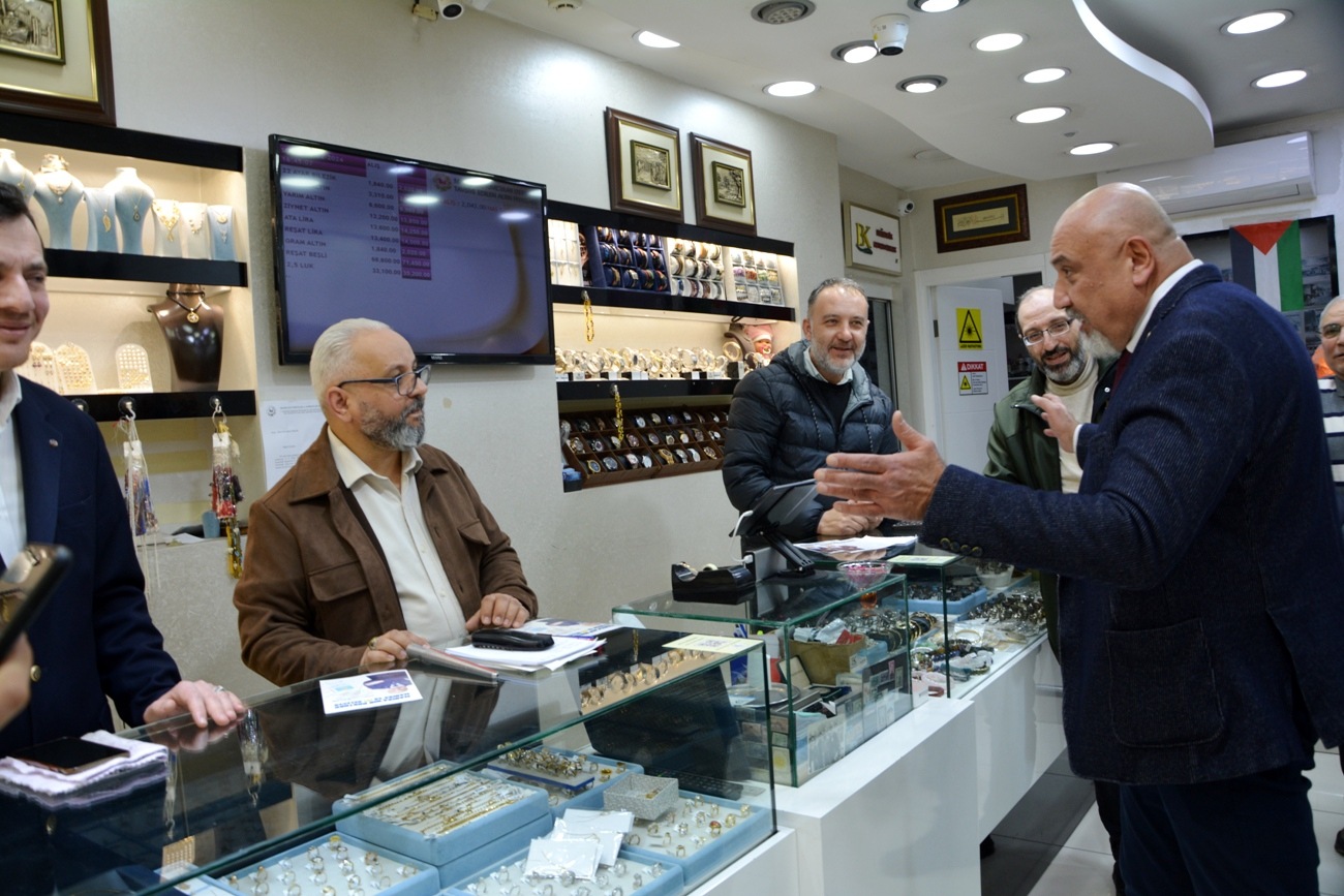 Dr. Özcan’dan Manisa İçin Yedinci Reçete