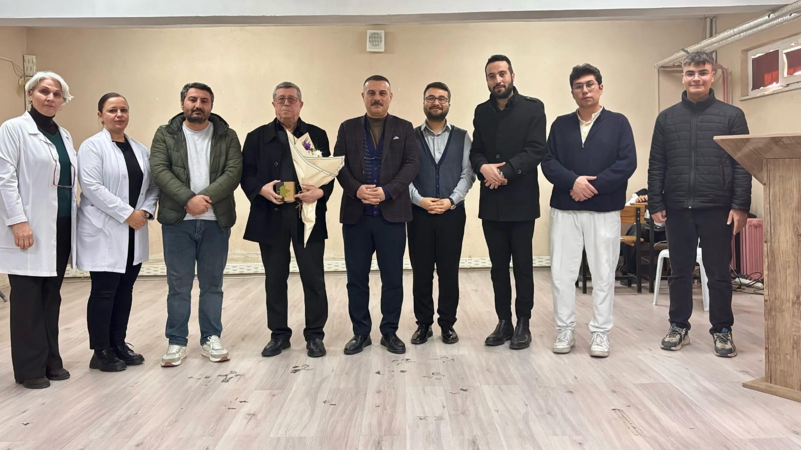 LİNYİT ANADOLU LİSESİ’NDE ŞEHİTLER ANISINA ANLAMLI PROGRAM