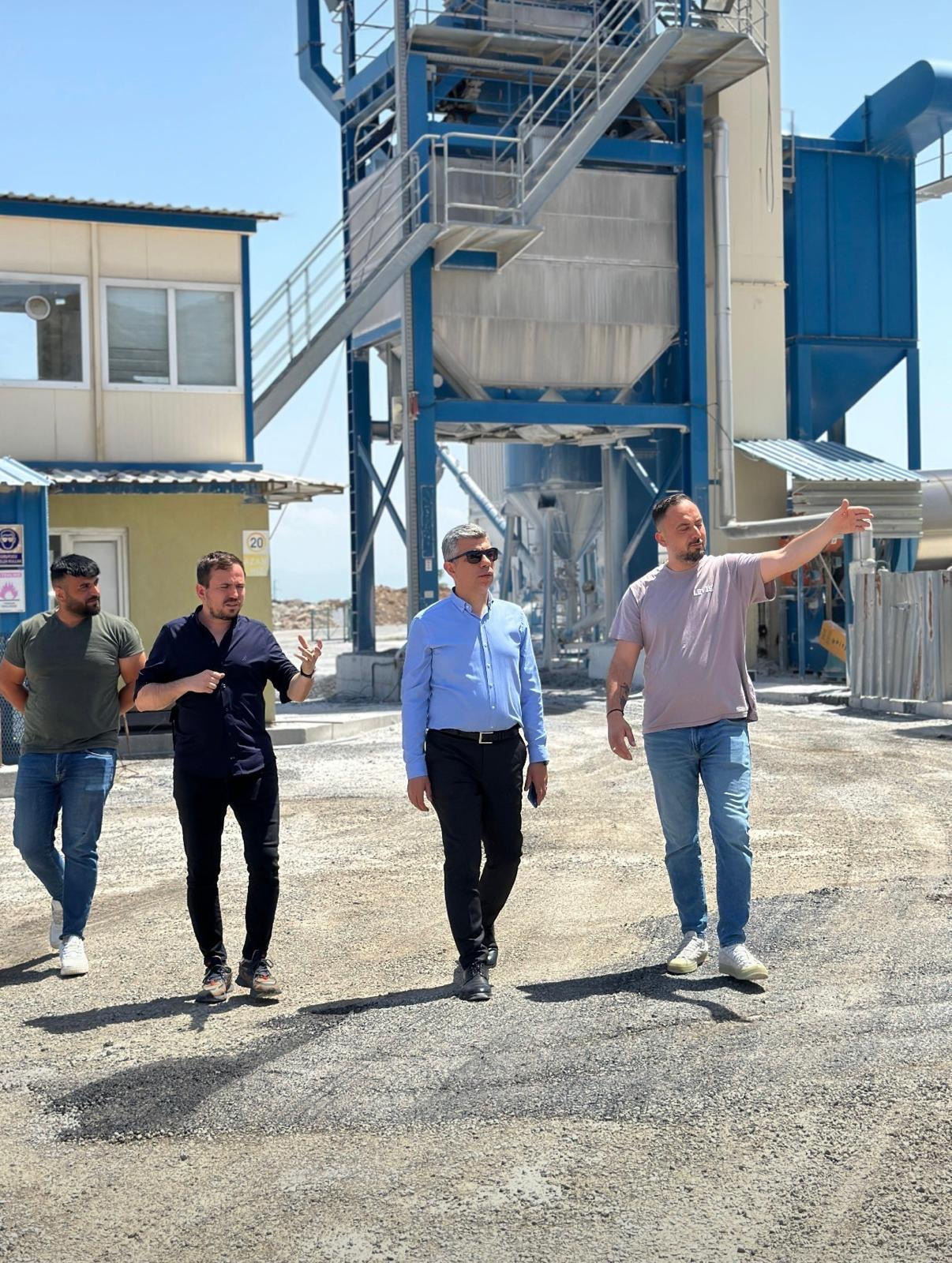 Soma Belediyesi İlçenin Her Noktasında Sahada