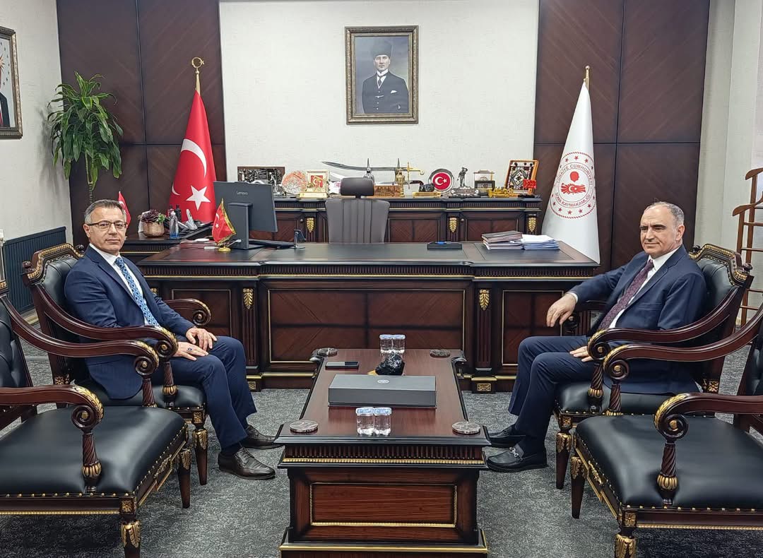 Vali Özkan’dan Soma Kaymakamlığına Ziyaret