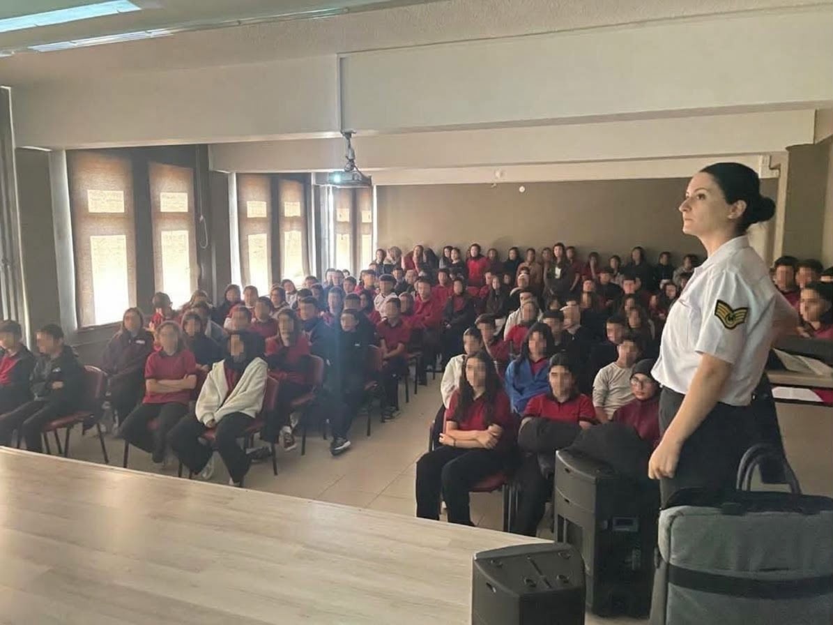 Liselerde Siber Zorbalık Eğitimi Verildi